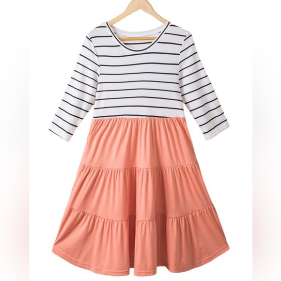 Last 2 😍 Tiered T-Shirt Dress Size M - Picture 2 of 5